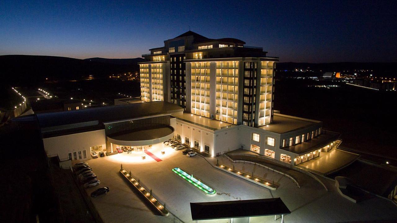 Alusso Thermal Hotel Spa 아피욘 외부 사진